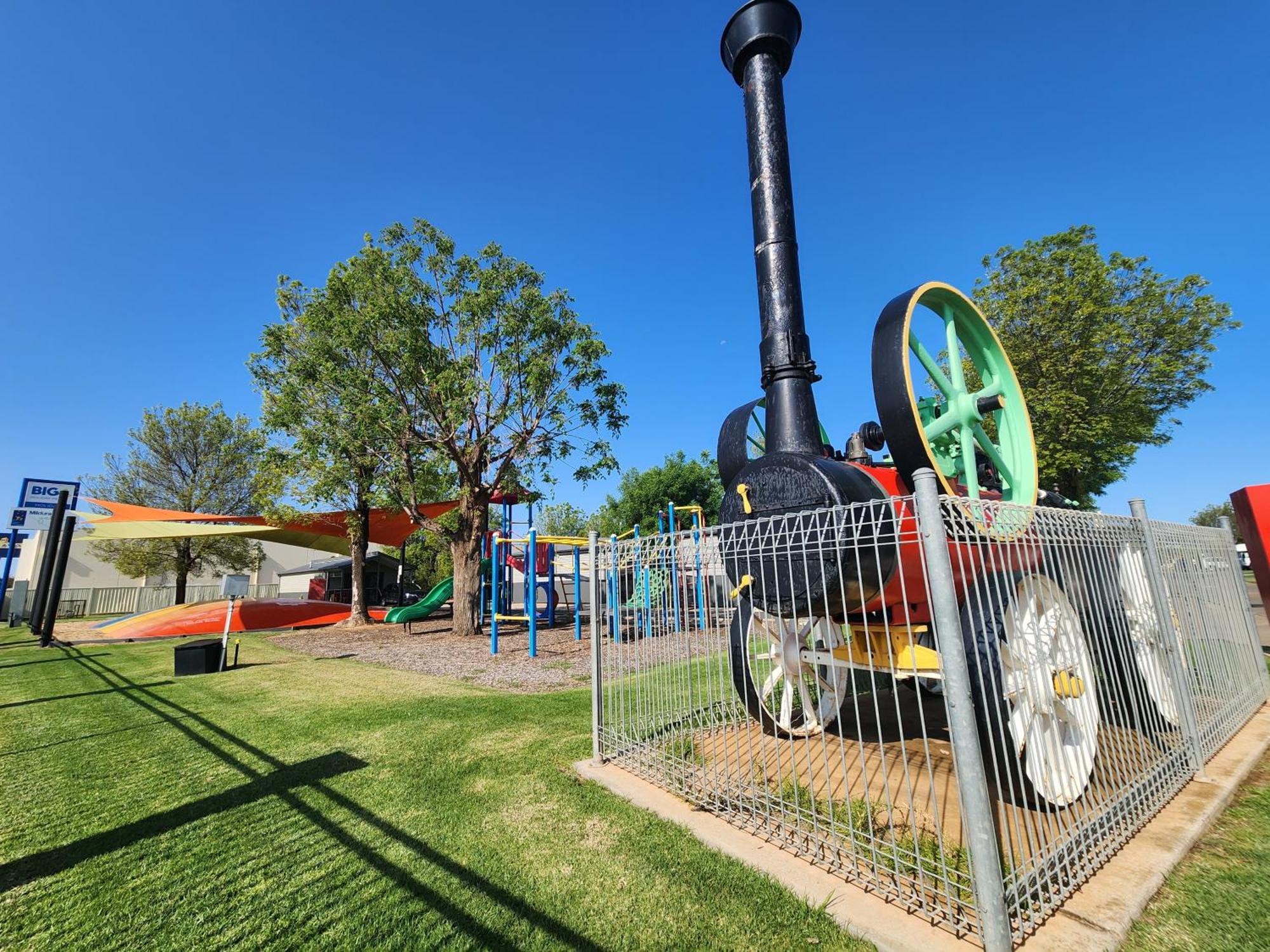 Big4 Mildura Getaway Hotel Buitenkant foto